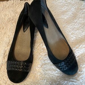 Ecco black pumps